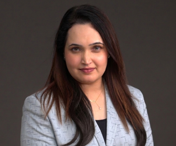 Priya Prabhudesai photo